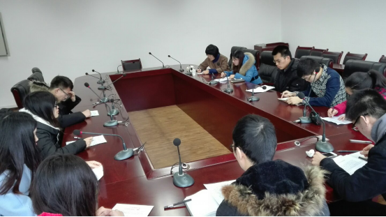 必赢242net官网本科12级党支部生活会新闻稿453.png