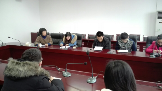 必赢242net官网本科12级党支部生活会新闻稿452.png
